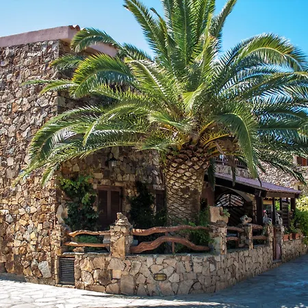 Porto Ottiolu Resort شقة فندقية 3*