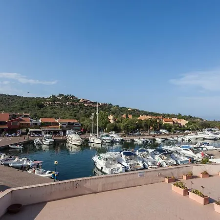 شقة فندقية Porto Ottiolu Resort 3*