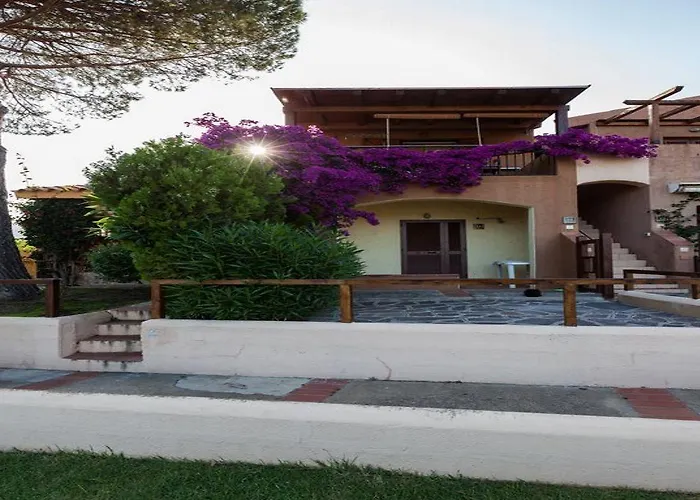 アパートホテル Porto Ottiolu Resort