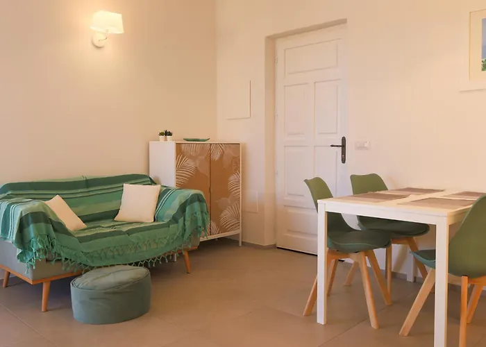 アパートホテル Porto Ottiolu Resort