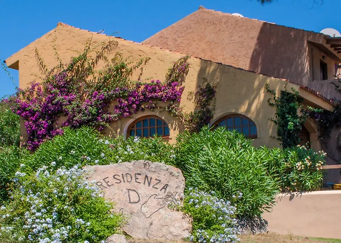 アパートホテル Porto Ottiolu Resort ポルト・オッティオル