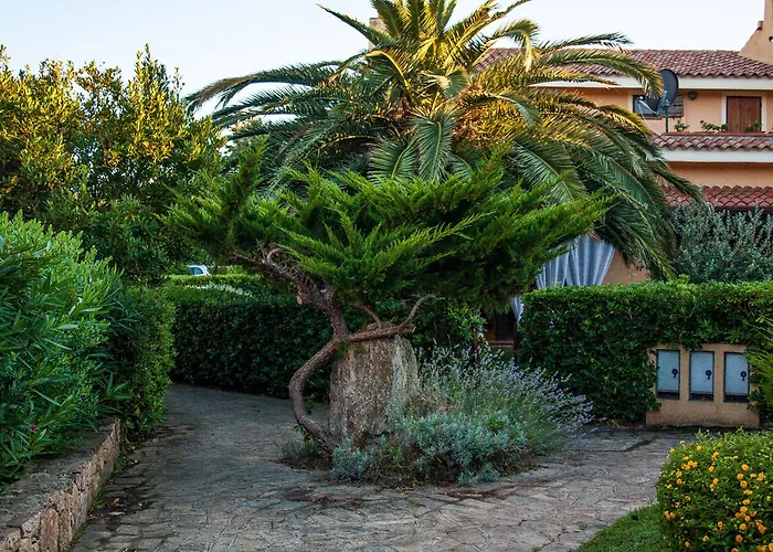 アパートホテル Porto Ottiolu Resort ポルト・オッティオル