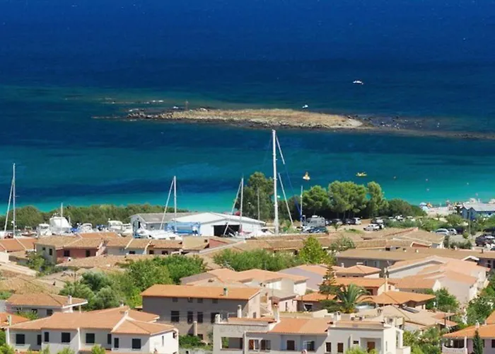 アパートホテル Porto Ottiolu Resort