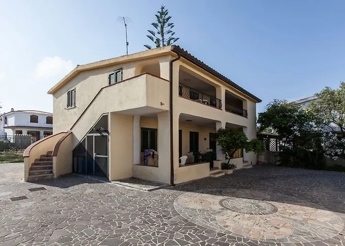 アパートホテル Porto Ottiolu Resort